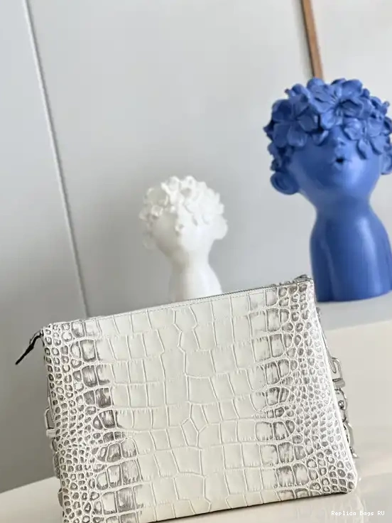 Affordable COUSSIN VUITTON LOUIS PM-26*20*12cm 0529